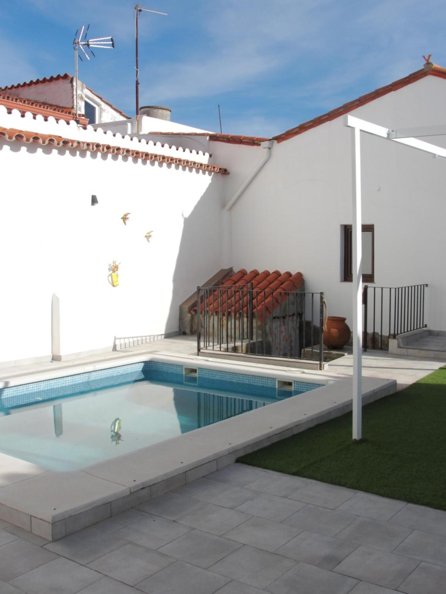 Apartamento Turistico La Choza Jerez De Los Caballeros Bagian luar foto