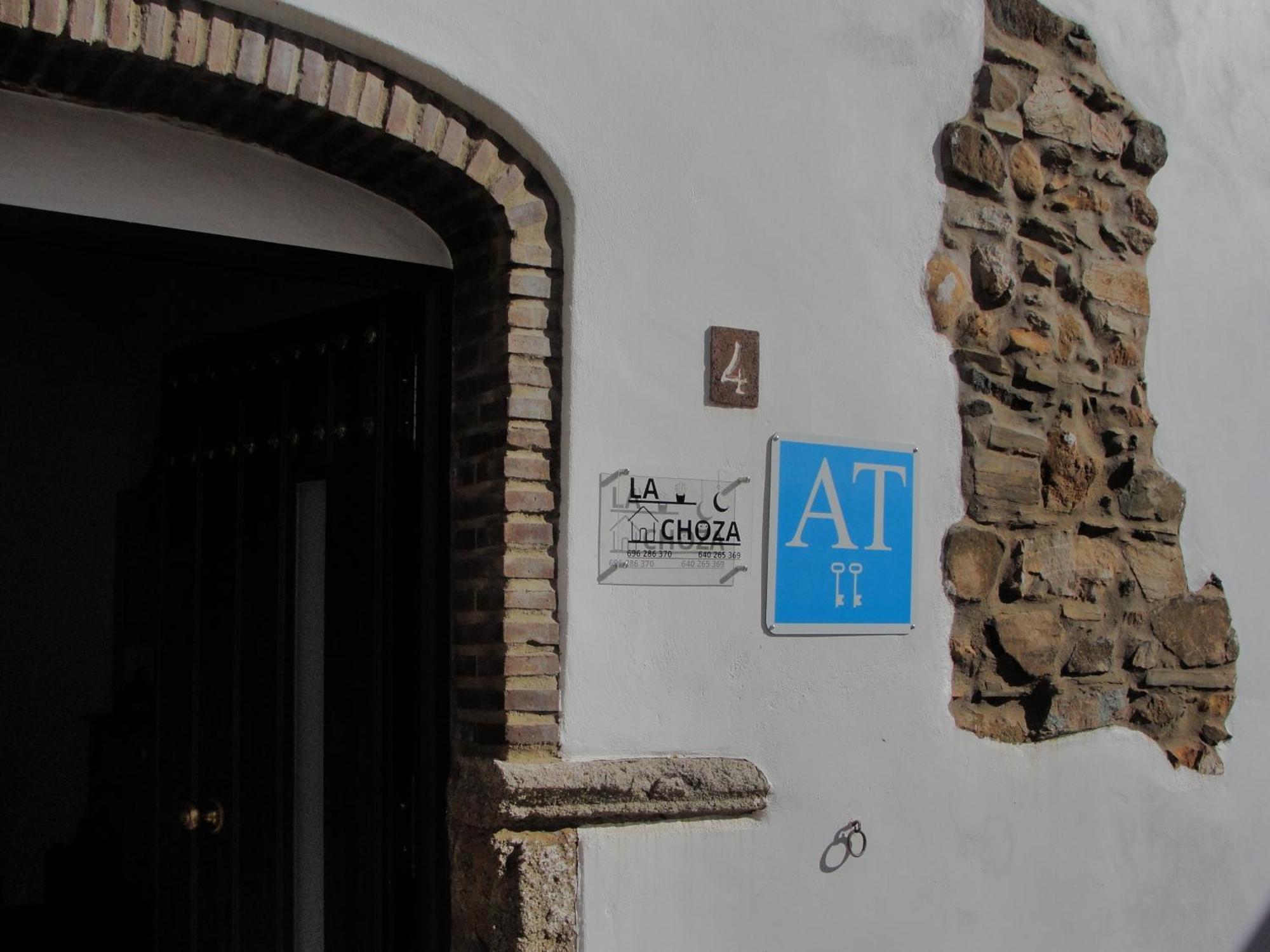 Apartamento Turistico La Choza Jerez De Los Caballeros Bagian luar foto